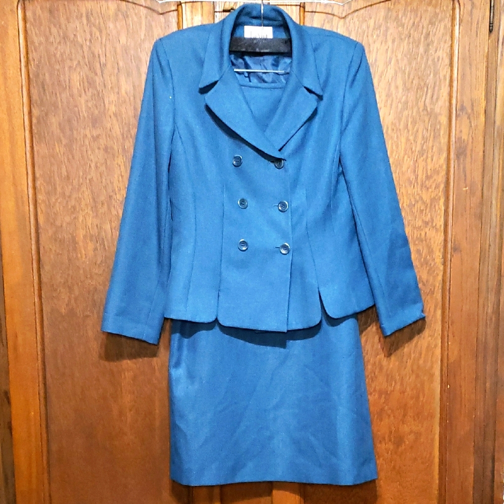 Vintage Le Suit Women's Blue Long A-line Maxi Skirt With  Double-Breasted Jacket